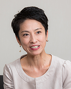 蓮 舫 氏